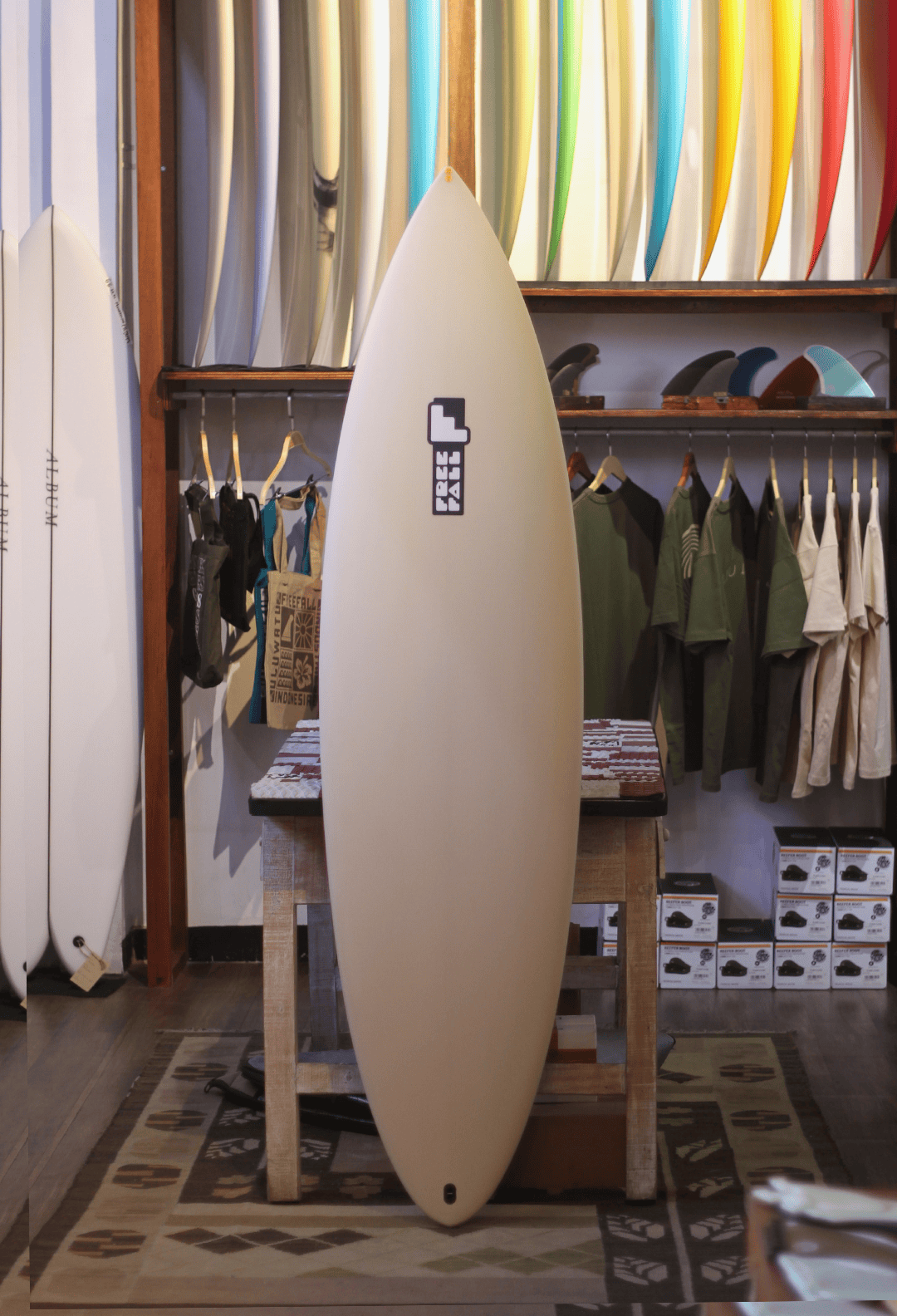 6’6 RAZOR BLADE CREAM TOSCA