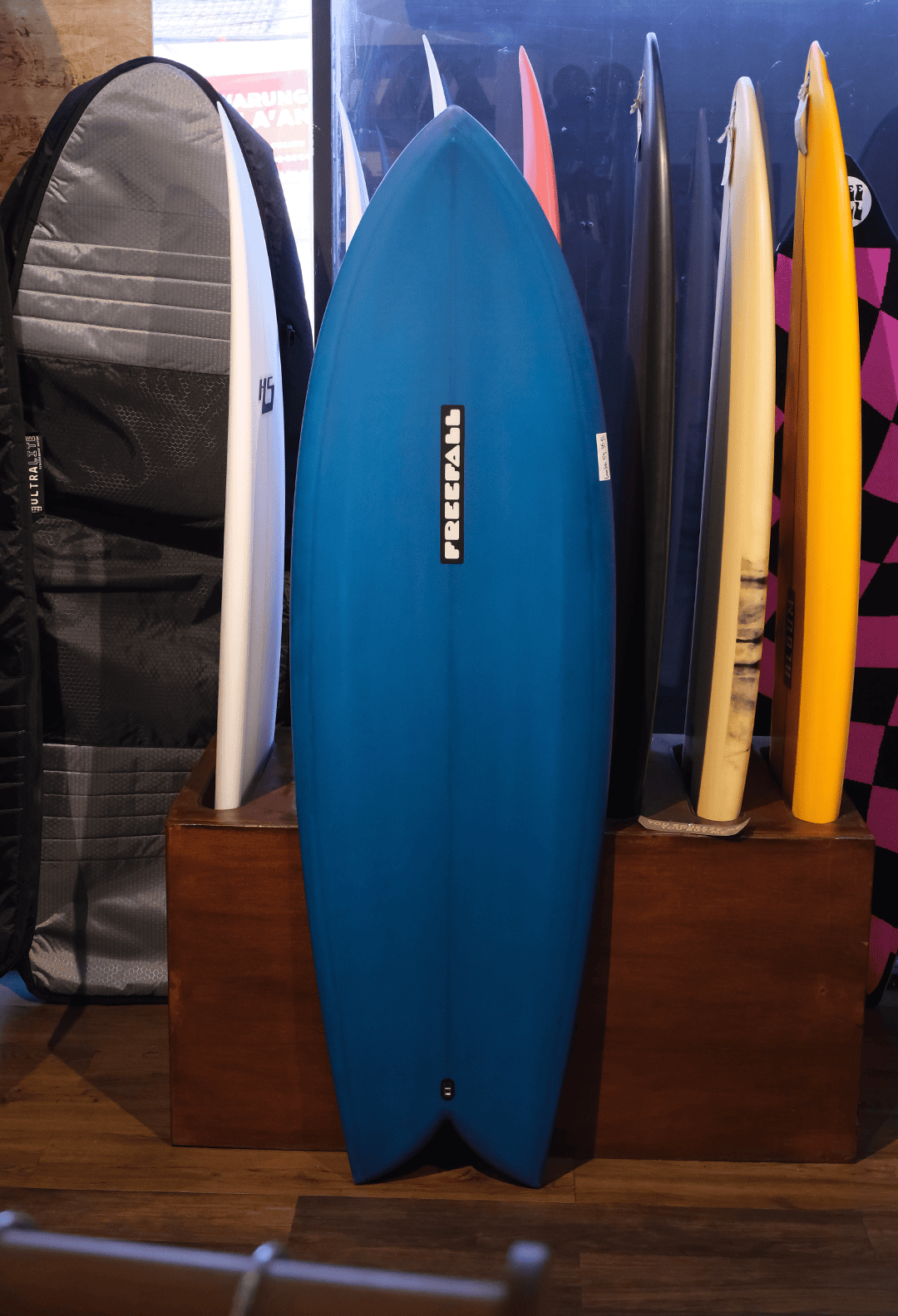 5’9 EXTRA FISH ROYAL BLUE